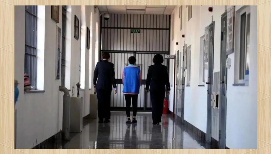 看守所里诈骗犯如何度过每一天?