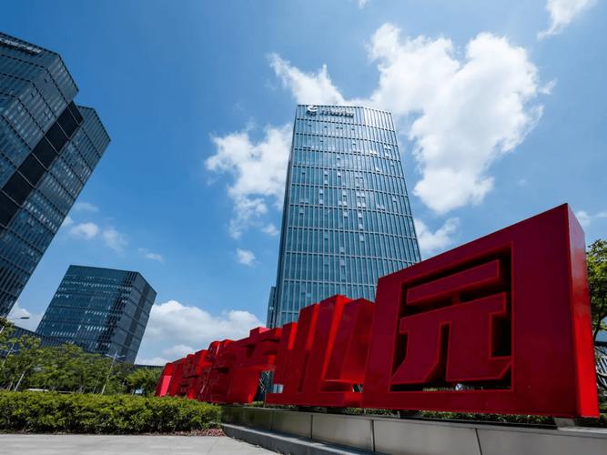 上海大容投资管理集团是做什么的?