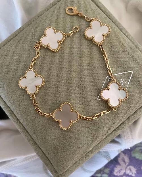 日反500稳赚不赔？投资10万真能躺赢？